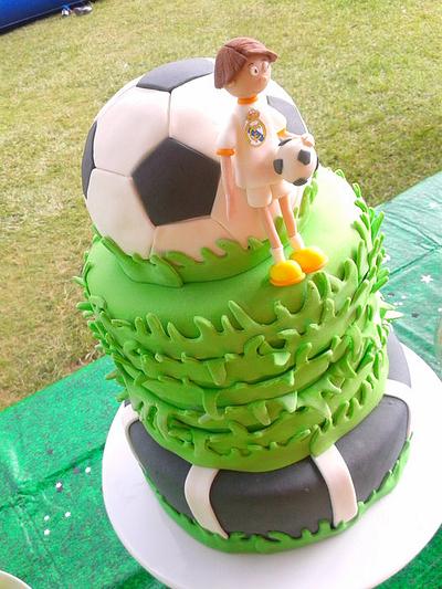 Soccer time!! - Cake by Adriana Vigas