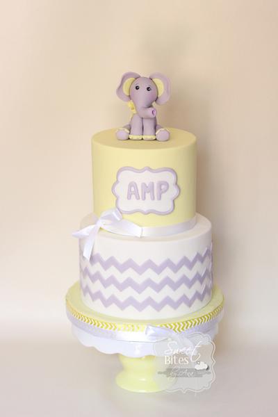 Gender Neutral Elephant Baby Shower cake - Cake by Sweet Bites by Ana