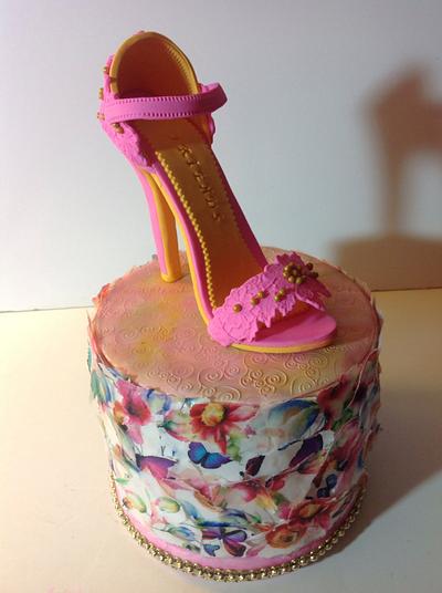 Beast Friends share shoes for the Best Friend's Cake Colaboration of June 8. - Cake by Rosin