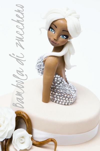 A shiny dress - Cake by bamboladizucchero