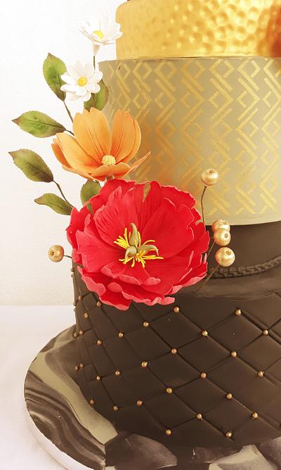 Floral wedding cake - Cake by Joyeeta lahiri