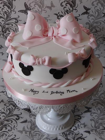 Minnie Mouse Cake - Cake by Sarah Peckett