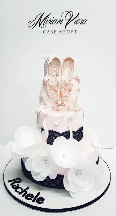 For dance lovers - Cake by Miriam Viera