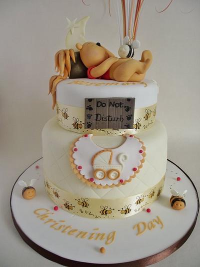 Winnie the Pooh - Cake by Karina Leonard