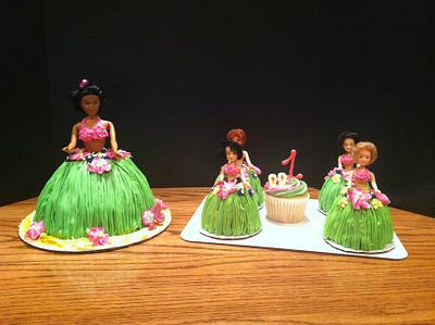 Hawaiian Luau Barbie - Cake by Allison