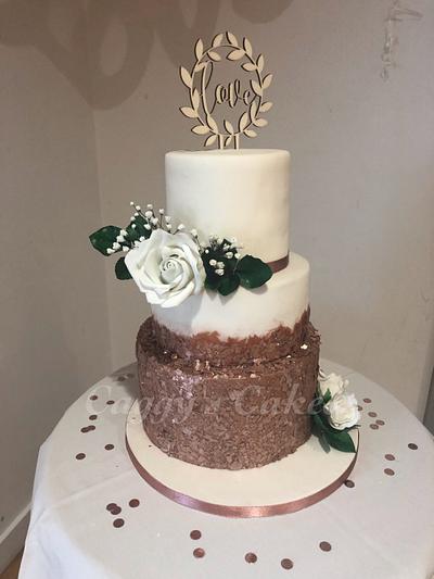 Rose gold engagement cake - Cake by Caggy