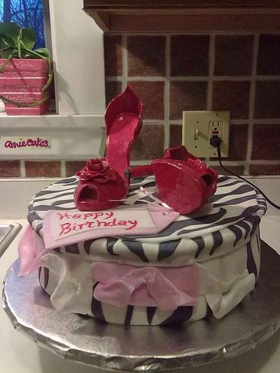 Shannon's Red High Heels - Cake by AnnieCakes