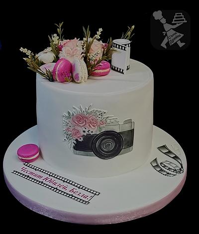 Birthday wonan cake  - Cake by Sunny Dream
