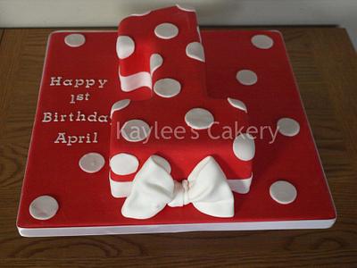 Number 1 Minnie Mouse inspired cake  - Cake by Kaylee