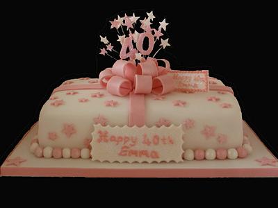 Pink Parcel cake - Cake by Roberta