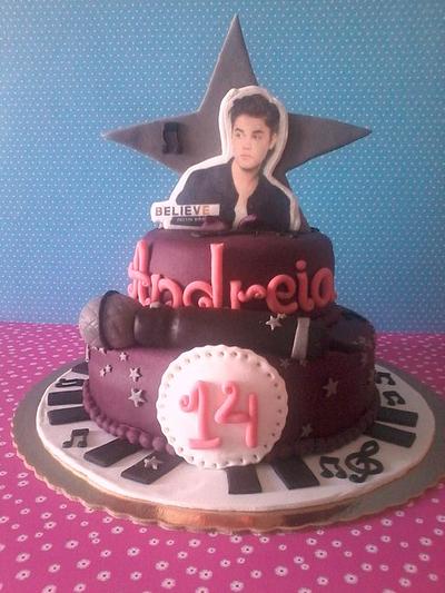 Justin Biber - Cake by ItaBolosDecorados