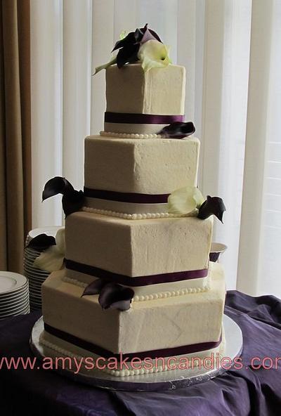 Plum & Cream Cala lilly wedding cake - Cake by Amy Filipoff