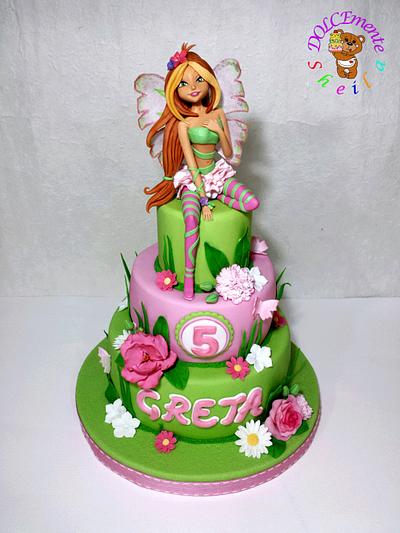 Flora  - Cake by Sheila Laura Gallo