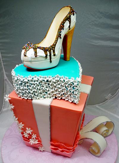Shoe Birthday cake - Cake by Svetlana Petrova