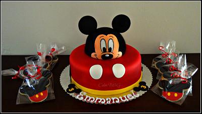 Mickey Mouse Cake - Cake by Laura Barajas 