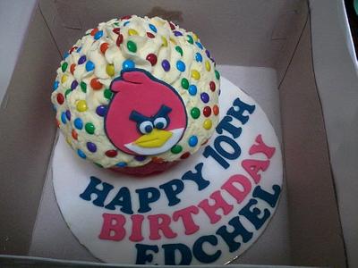Angry Bird Cake ^_^ - Cake by maria vilma a. coronado