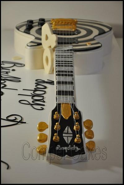 Guitar cake - Cake by Comper Cakes