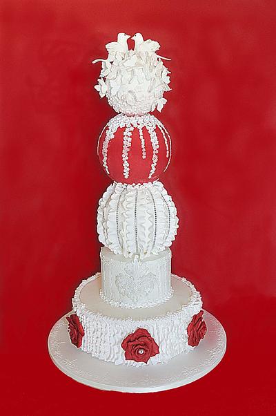 wedding cake ruffles - Cake by Michela CAKE ART