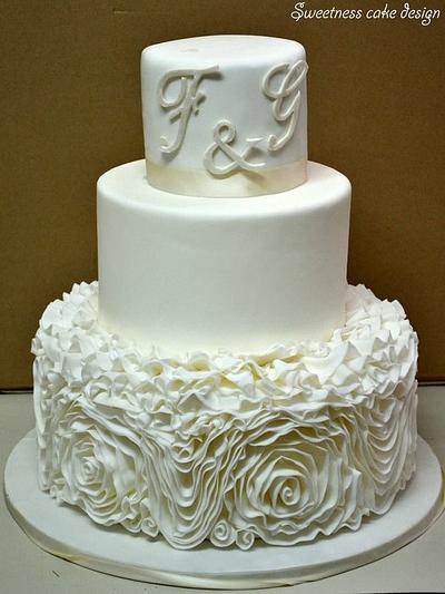 Rose e volan wedding cake - Cake by sweetnesscakedesign