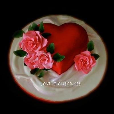 Heart of Roses - Cake by Joyliciouscakes