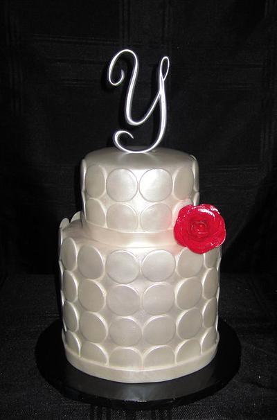 Rose Wedding Cake - Cake by Cuteology Cakes 