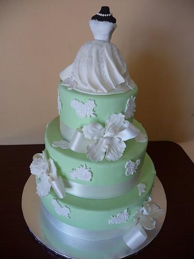 Fashionista Wedding Cake - Cake by RoscoeBakery