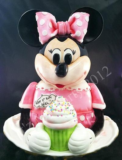 Dimensional Minnie Mouse - Cake by It'z My Party Cakery