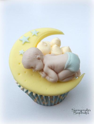 Moon and Stars Baby Shower Cupcakes - Cake by Spongecakes Suzebakes