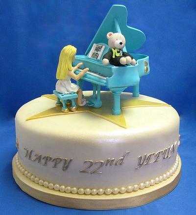Piano Cake - Cake by Pam H.