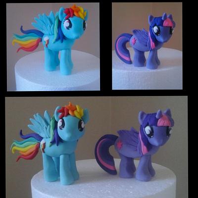 My little pony cake toppers - Cake by Jenn Szebeledy  ( Cakeartbyjenn_ )