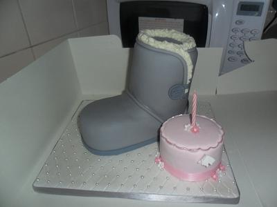 grey ugg boot birthday cake - Cake by elizabeth