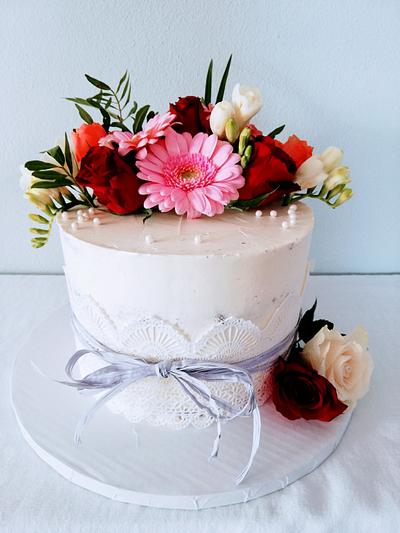 Creamy cake - Cake by alenascakes
