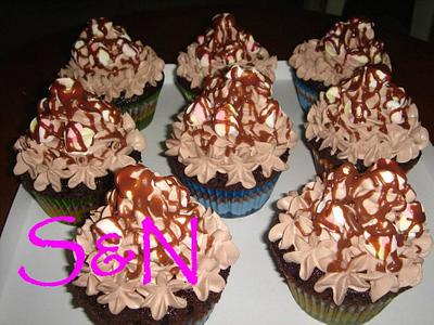 Choc cupcakes - Cake by Nelia