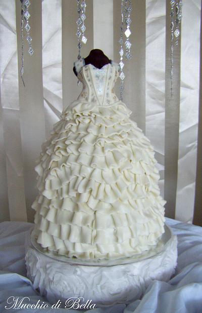 Bridal Mannequin Cake - Cake by Mucchio di Bella