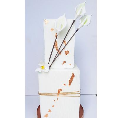 Cala Lillies and rose gold leaf  - Cake by Lilli Oliver Cake Boutique