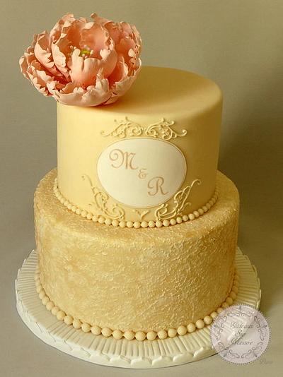 Wedding ivory cake - Cake by Galina Duverne - Gâteaux Sur Mesure Paris