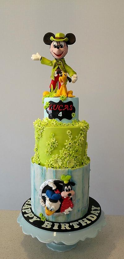 Mickey and Pluto are going for a walk ... - Cake by Bistra Dean 