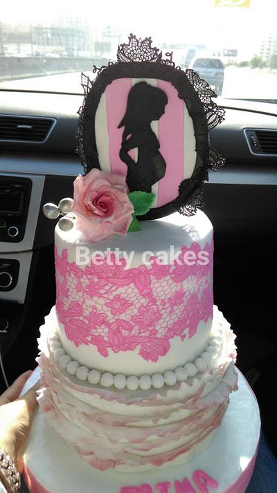 Mum to be cake - Cake by BettyCakesEbthal 