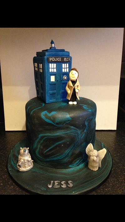 Doctor who  - Cake by Crazysprinkles