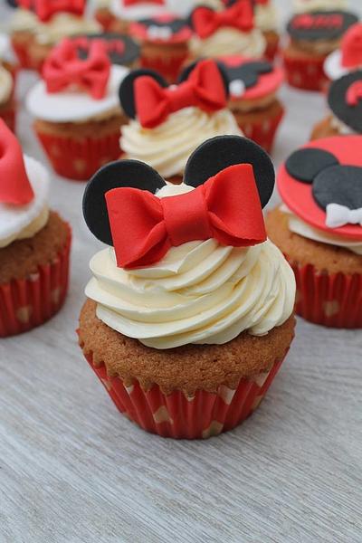 Minnie Mouse cupcakes - Cake by Anse De Gijnst