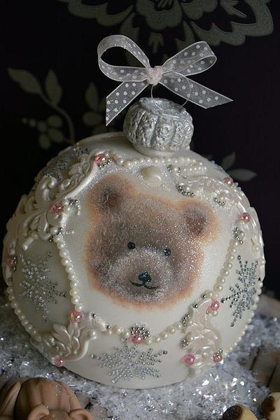 Christmas bauble cake - Cake by Julie