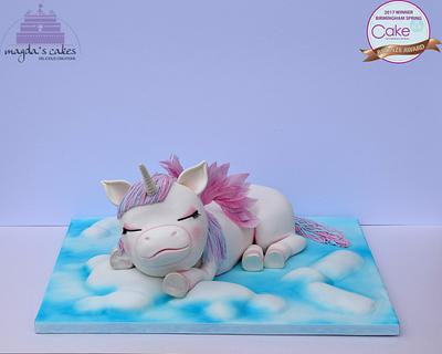 Sleeping Baby Unicorn - Cake by Magda's Cakes (Magda Pietkiewicz)