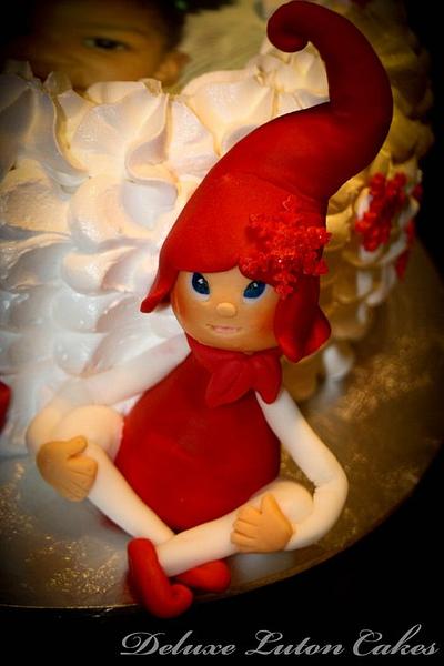 Elf Cake Topper - Cake by Eve