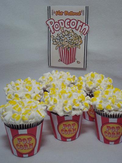 Carnival Cupcakes, Popcorn, Goldfish, & Ice Cream Cones - Cake by Toni (White Crafty Cakes)