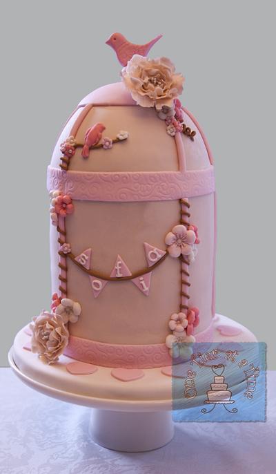 Vintage beauty - Cake by Onetier