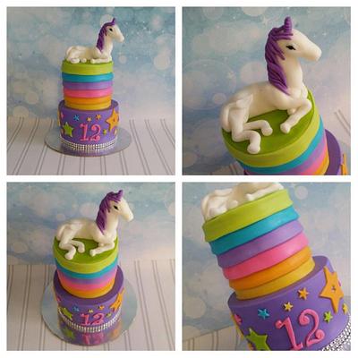 Rainbow Unicorn - Cake by Mmmm cakes and cupcakes