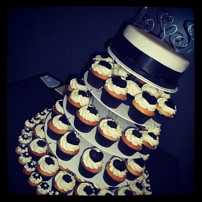 black and white wedding cupc - Cake by heavenlycakespreston