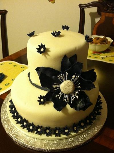 2 tier cake - Cake by claribely trinidad