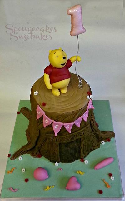 Winnie comes to Jessica's Party! - Cake by Spongecakes Suzebakes