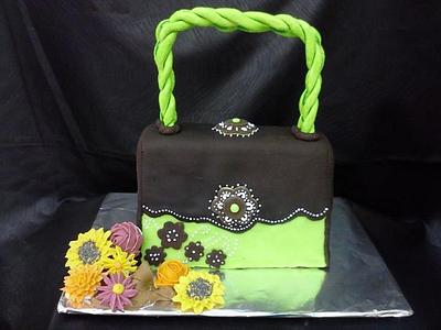 Purse Cake - Cake by 7th Heaven Cakes